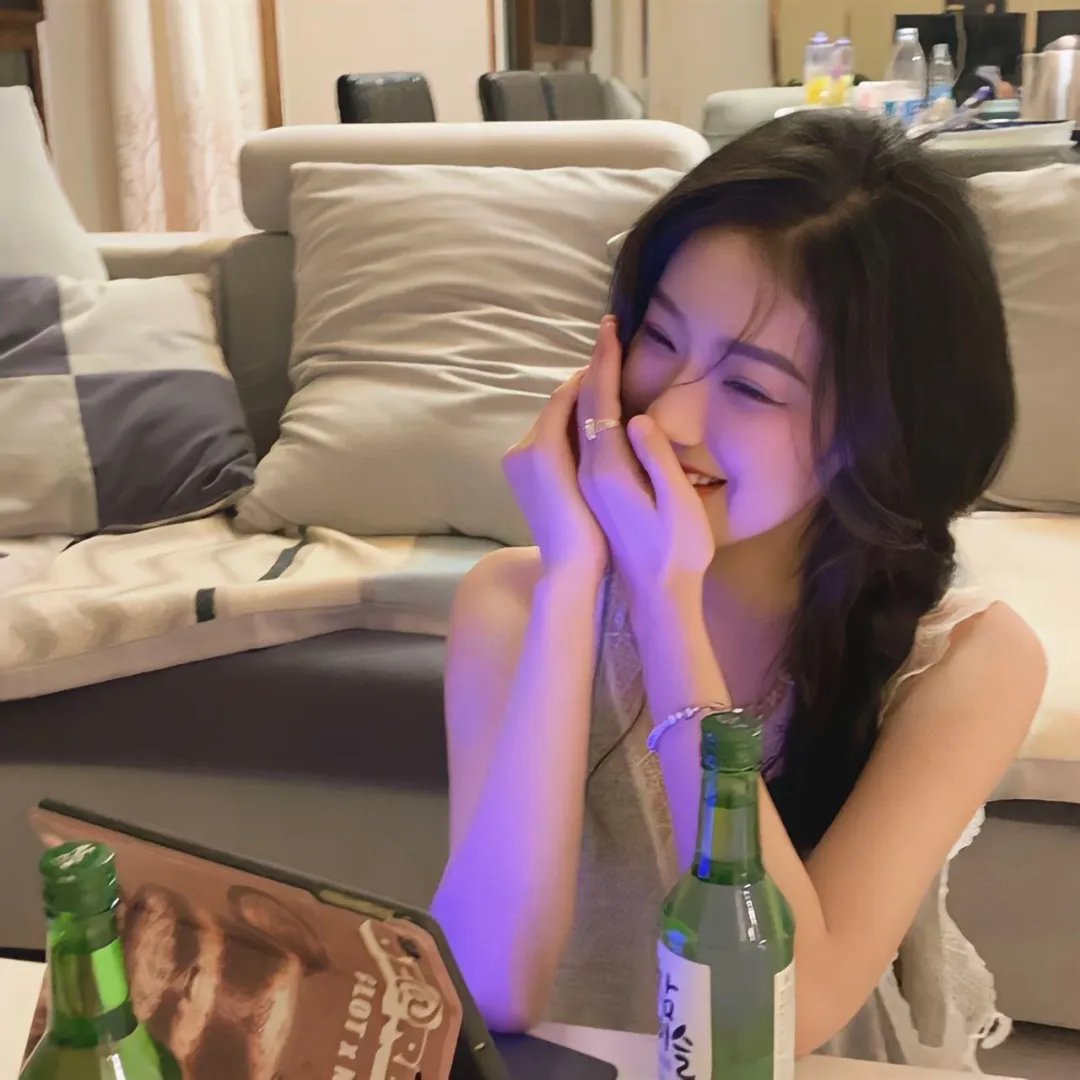 一线女星又出大瓜：深夜共进晚餐，粉丝集体脱粉，凌晨